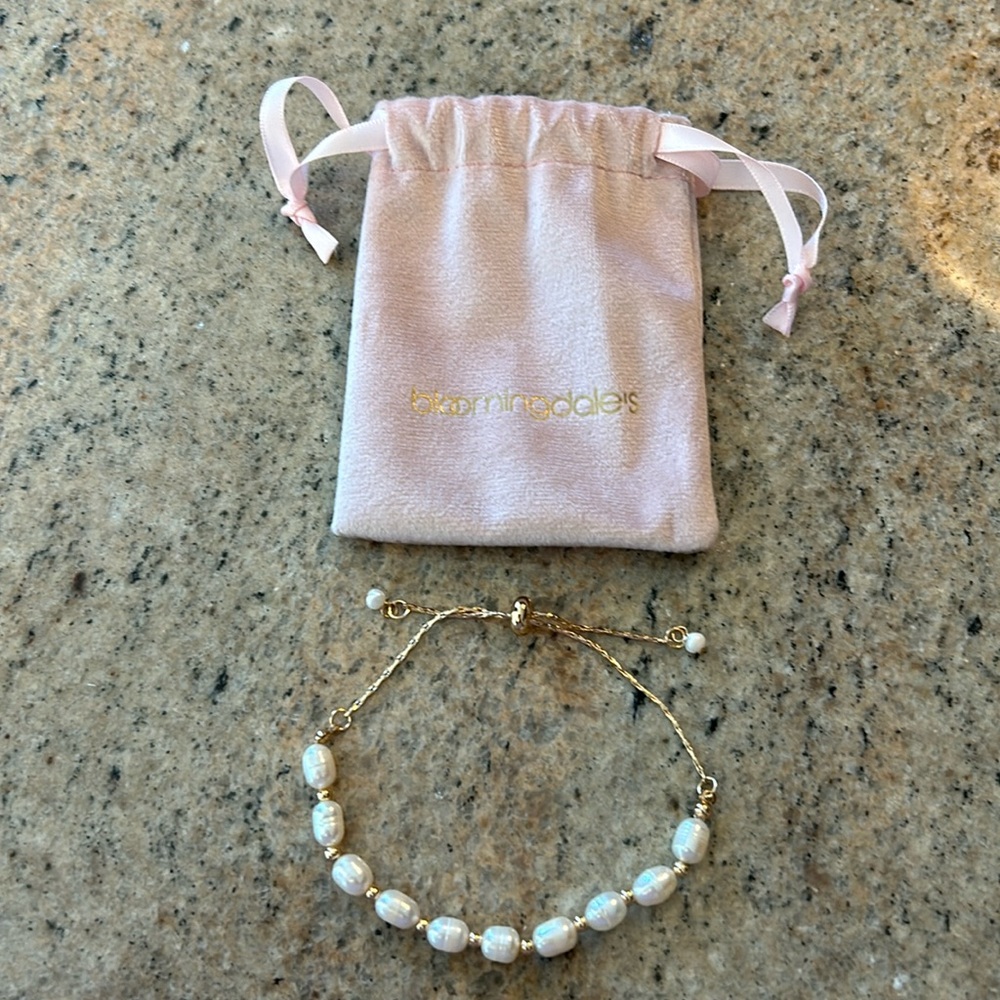 Bloomingdale’s faux pearl bracelet